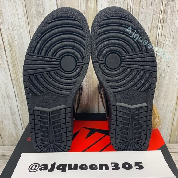 Air Jordan 1 Retro High OG Metallic Gold - Picture 6 of 6